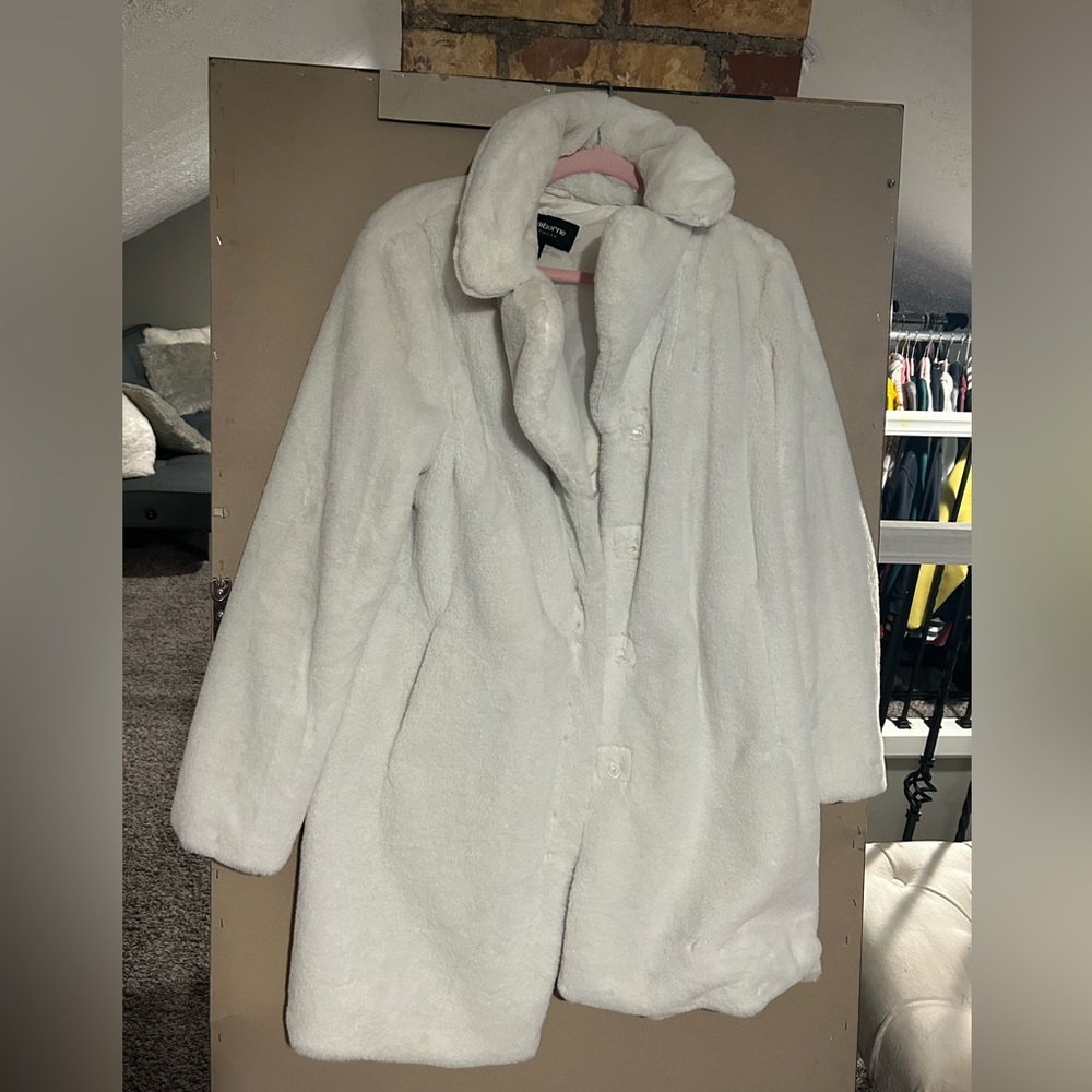 Liz Claiborne Faux Fur Polyester Coat